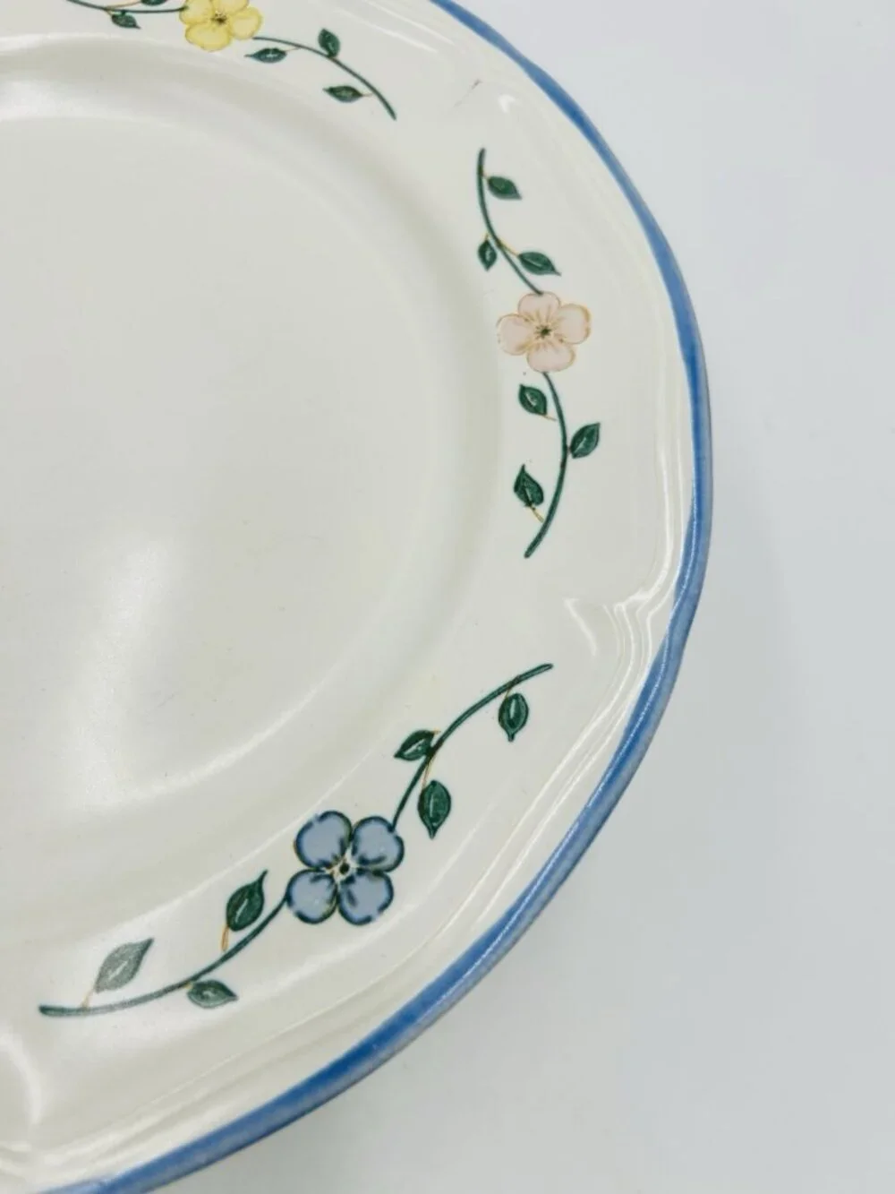 The Cellar Odette Round Serving Platter 12.25